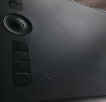 Wacom Intuos Pro M --- PTH-660 - 2