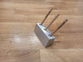 Stojánek na tužky - 2