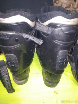 Lyžáky za 200,- - 2