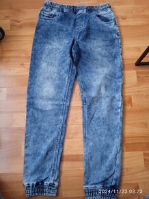 Rifle, tepláky vel 164 - 2