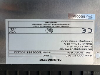 Dometic  DCC 1212-20 DC/DC měnič napětí 12V - 2