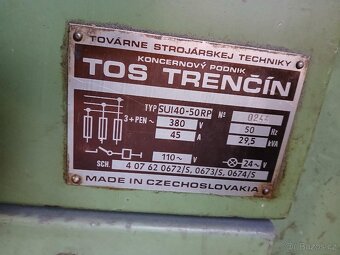 Soustruh SUI 40/1000 - 2