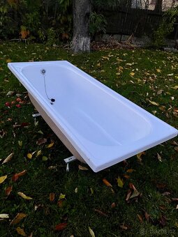 vana Clivia top classic 1600x700 - 2