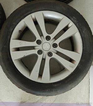 5114,3mm, pneu 225/50 R17 - 2