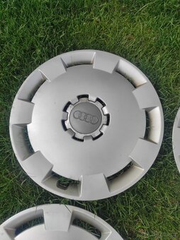 Sada 4 kusů poklic Audi (16") - 2
