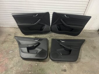 Škoda Rapid Spaceback 2017 kožené tapce - 2