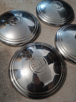 Sada originálních chromových poklic Škoda - 2