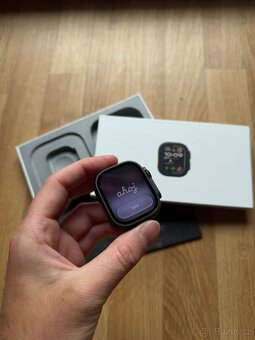 Apple Watch Ultra 2 49mm černé - 2