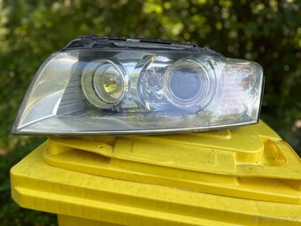 Audi a8 d3 světla - 2