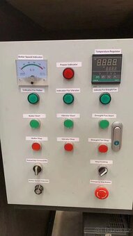 Stroj pro separaci součástek z DPS (PCB) - 2
