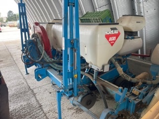 Secí stroj Monosem - 2