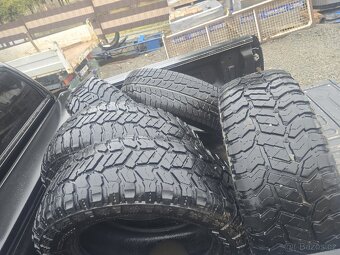 Radar Renegade R/T+ 275/60 R20 - 2