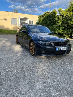 BMW e91 335xi - 2