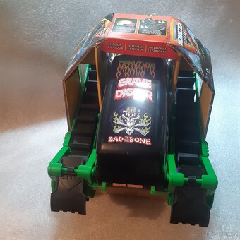RC auto Monster Jam 6067880,novy - 2