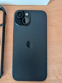 Apple iPhone 15 128GB černá - 2