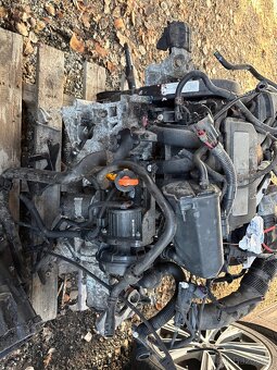 Motor 1,6 75 kw golf. V. - 2
