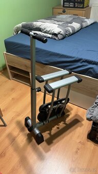 Posilovací stroj - 2