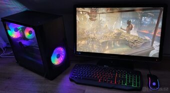 Herní PC s i5-12400F, RTX 3070 a 24" 180Hz FreeSync HDR LCD - 2