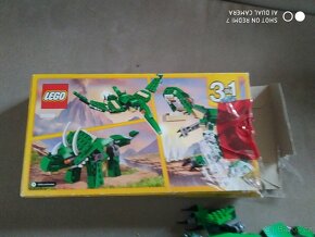 LEGO Creator 3v1 31058 Úžasný dinosaurus - 2