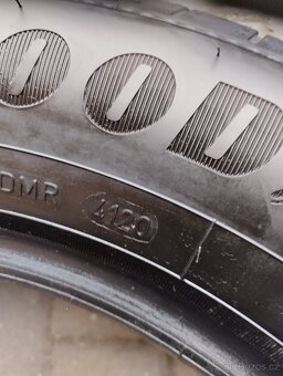 Goodyear 205/60R16 DOT 4120 - 2