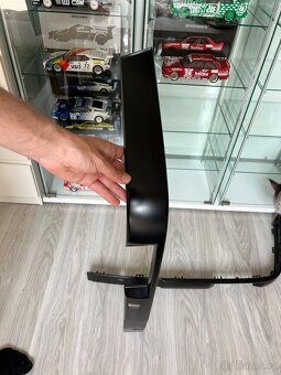Lišty předního nárazníku BMW E30 Plastak - 2