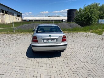 Škoda Octávia - 2