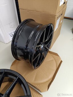 Alu kola 5x120 R18, 8" ET34 - 2