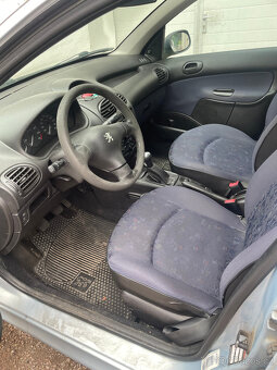 Peugeot 206 1,4i - náhradní díly - 2
