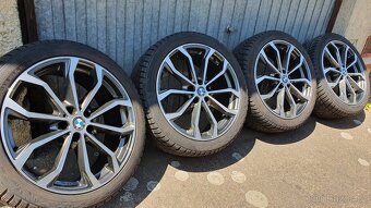 Zimní 19" 5x112 jak nové +senzory tlaku - 2
