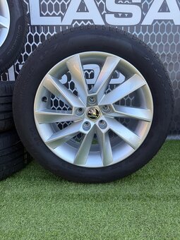 Škoda Superb 3 - 215/55 R17 - LETNí ORIGINÁLNÍ SADA - 2