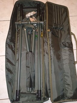 Prodám stojan Mivardy tripod - 2