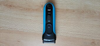Holící strojek Braun 3040s - 2