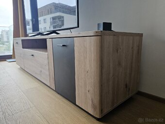 TV stolek - 2