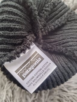PATAGONIA nová zimní čepice, kulich - Černá - 2