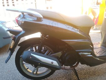 Peugeot Tweet 125 rok 2012 - 2