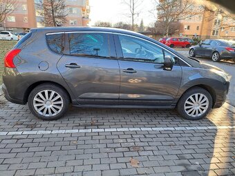 Peugeot 3008, 1,6 benz, šedá, jen 98 tisíc km, po rozvodech - 2