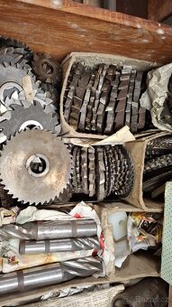 Vertikální Frézka - 2