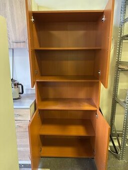 Výprodej kanceláře – Skříň dvéřová 192×80 cm 3,800Kc - 2