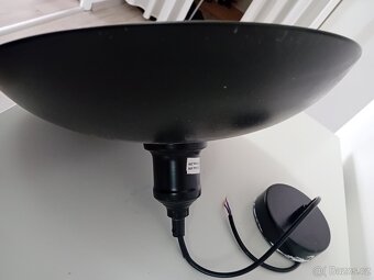 Daruji cerny lustr - 2