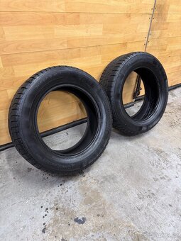 Zimní pneu 205/60/16 - 2