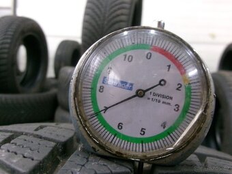 185/60 R15 FALKEN (6,5-7mm) č.15158/b3 - 2