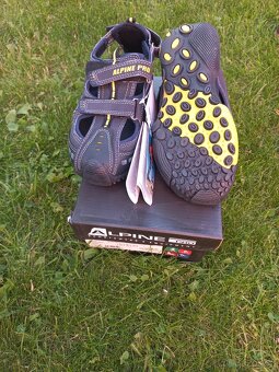 Nové sandály Alpine pro - 2