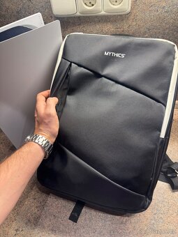 PlayStation 5 s mechanikou - 2