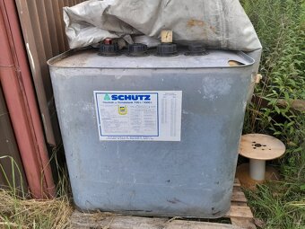 Nádrž na topný olej - 2