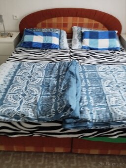 Manželská postel letiště 180x200 - 2