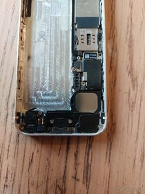 iPhone 5 na ND náhradní díly s iOS 9.3.1 - 2