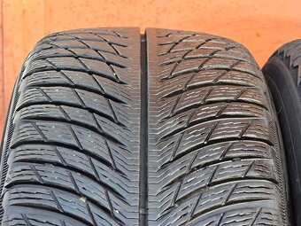 Zimní Michelin 235/60/16 - 2