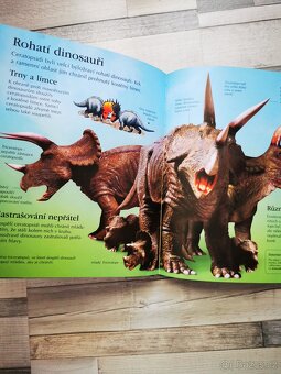 Dinosauři a prehistorický život - 2
