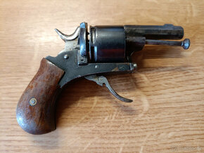 Revolver 320 corto dor. 1890 - 2