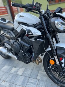 05/2023 Triumph Street Triple 765 R (RS) - 2